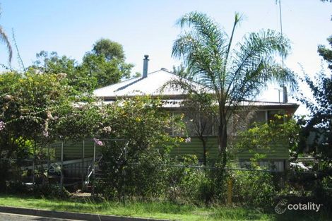 25 Barbour St, Esk, QLD 4312