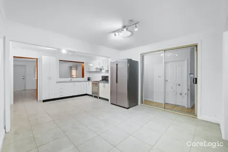Property photo of 2 Ferdinand Place Rosemeadow NSW 2560