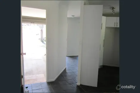 Property photo of 121 Riverside Avenue Barellan Point QLD 4306