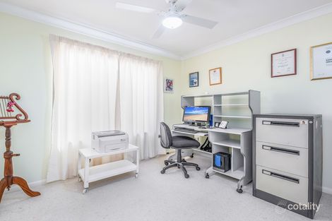 Property photo of 14 Samford Place Forest Lake QLD 4078
