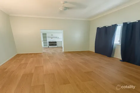 Property photo of 415 Stenhouse Street Koongal QLD 4701