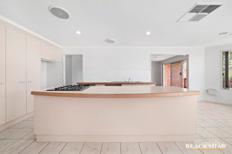 2-18 Furlong Rd, Queanbeyan West, NSW 2620