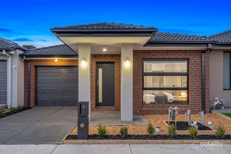 8 Guernsey St, Donnybrook, VIC 3064