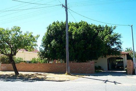 24 Temple St, Victoria Park, WA 6100