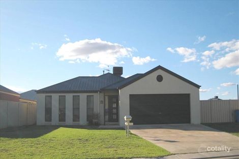 Property photo of 4 Zorro Drive Yarrawonga VIC 3730