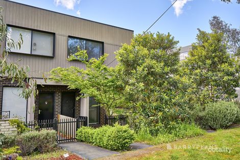 Property photo of 39 Cambridge Road Mooroolbark VIC 3138