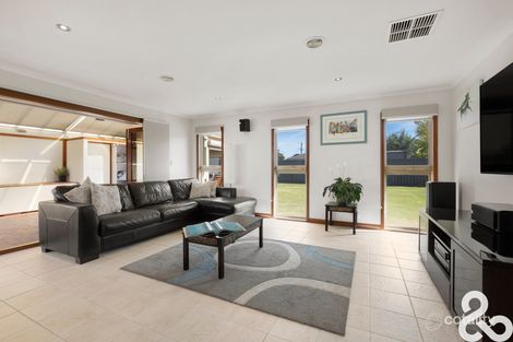 Property photo of 40 Dumbarton Street Reservoir VIC 3073