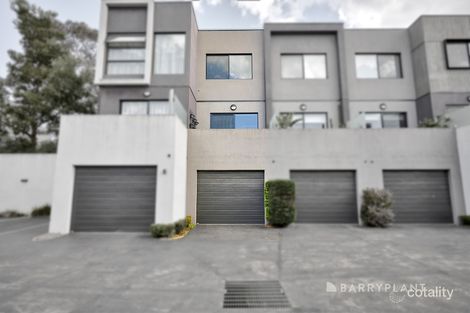 Property photo of 39 Cambridge Road Mooroolbark VIC 3138