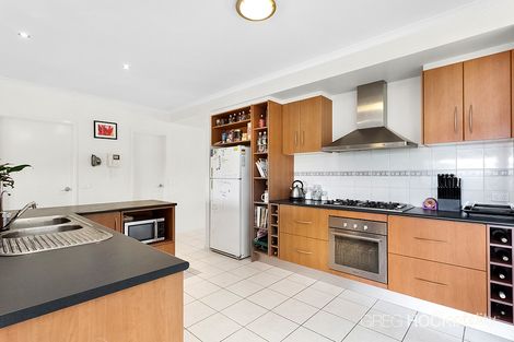 Property photo of 7 Yankos Drive Werribee VIC 3030