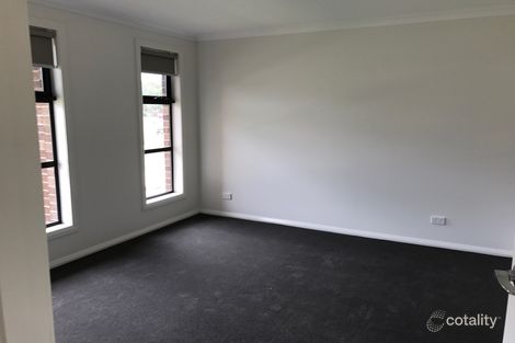 Property photo of 18 Lankester Court Thurgoona NSW 2640
