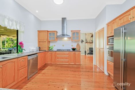 Property photo of 10 Byfield Court Nerang QLD 4211
