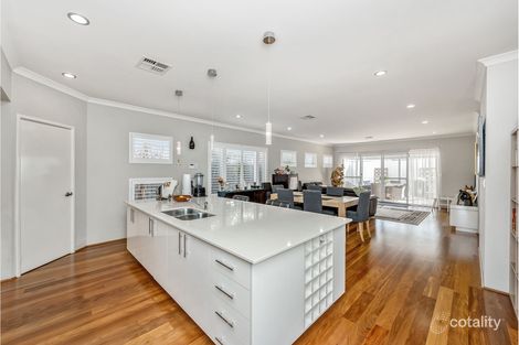 Property photo of 11 Fortis Pass Wandi WA 6167