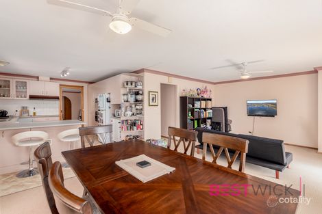 Property photo of 3 Kurumben Place West Bathurst NSW 2795