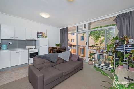 Property photo of 6/17 Stanhill Drive Surfers Paradise QLD 4217