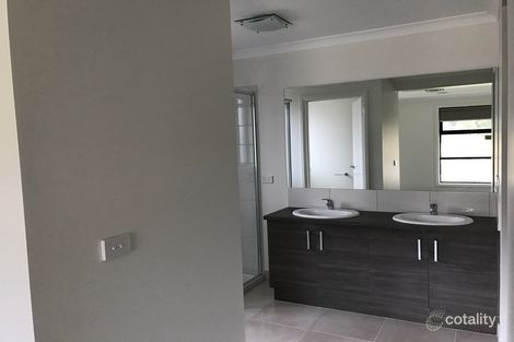 Property photo of 18 Lankester Court Thurgoona NSW 2640