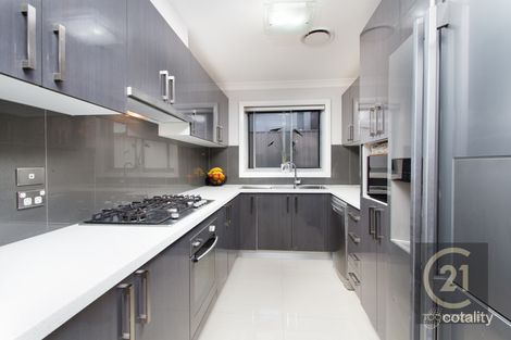 Property photo of 2/17 Fox Hills Crescent Toongabbie NSW 2146