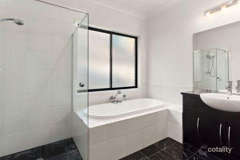 Property photo of 14 Traminer Grove Cessnock NSW 2325