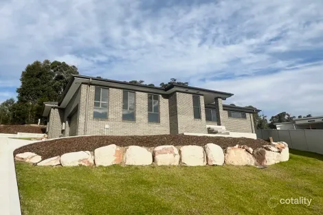 4 Buru Pl, Malua Bay, NSW 2536