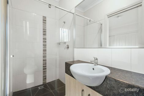 Property photo of 2B Newnham Drive Romsey VIC 3434