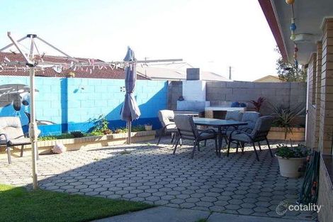 Property photo of 8 Barbara Close Yamba NSW 2464