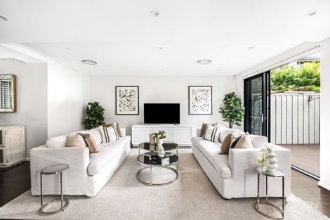 Property photo of 2/120 Ben Boyd Road Neutral Bay NSW 2089