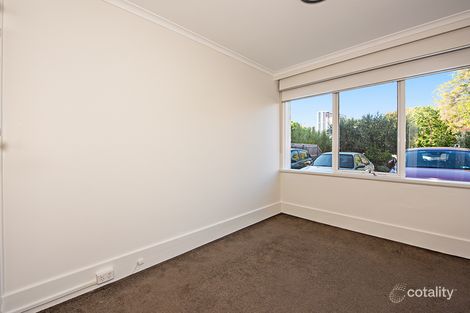 Property photo of 2/1 Ellesmere Road Windsor VIC 3181