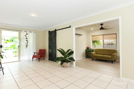 Property photo of 20 Beachside Place Shoal Point QLD 4750