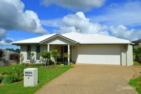 5 Oriole Cl, Maleny, QLD 4552