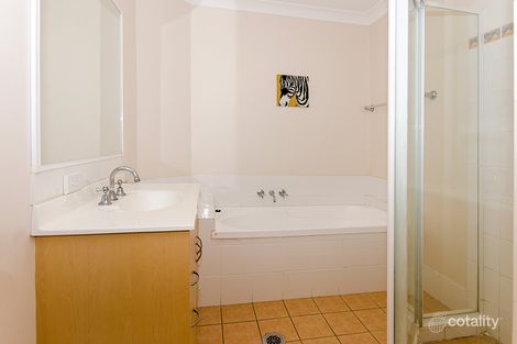 Property photo of 1/3 Marybeth Crescent Molendinar QLD 4214