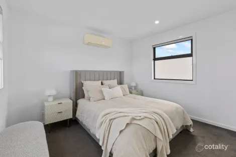 Property photo of 2/40 Glenroy Road Glenroy VIC 3046