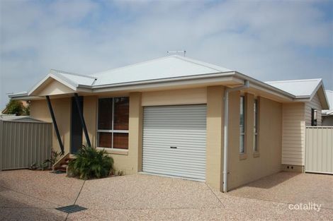 Property photo of 4/14 Wattle Drive Yamba NSW 2464