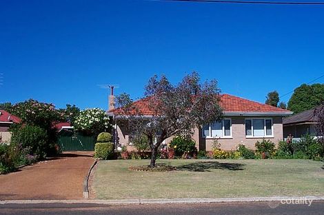 18 Merriedale Cres, Harvey, WA 6220