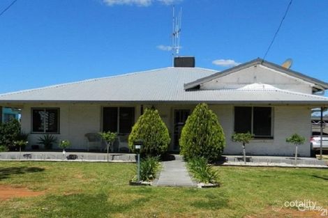 15 Lynch St, Parkes, NSW 2870