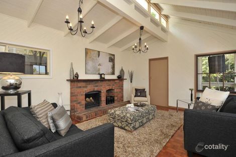 Property photo of 28 Narrak Road Balwyn VIC 3103