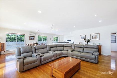 Property photo of 13 Carlyle Court Warrnambool VIC 3280