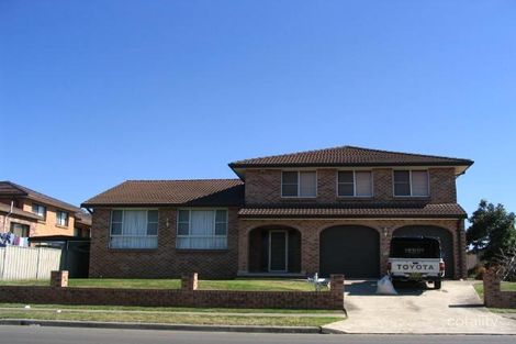 159 Humphries Rd, St Johns Park, NSW 2176