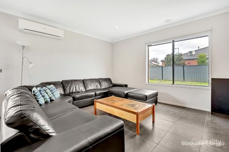 Property photo of 20 Holman Avenue Craigieburn VIC 3064