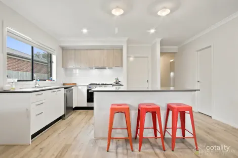Property photo of 76 Moore Street Rosedale VIC 3847