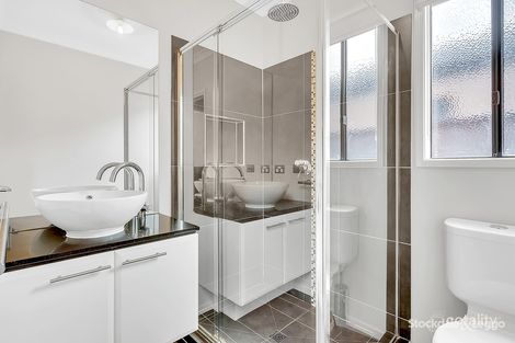 Property photo of 20 Holman Avenue Craigieburn VIC 3064