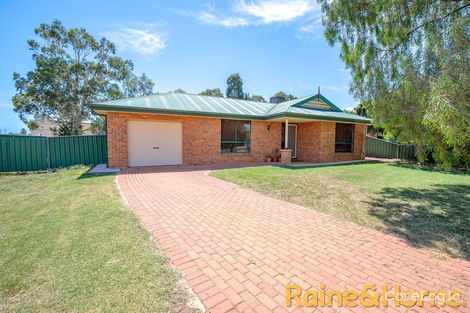 Property photo of 11 Boronia Place Dubbo NSW 2830