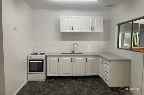 Property photo of 15 Barellan Close Caravonica QLD 4878