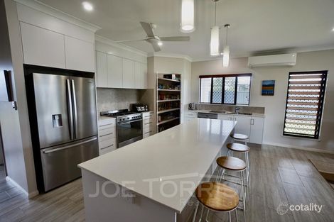Property photo of 18 Dandaloo Close Mareeba QLD 4880