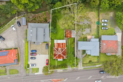 10 Renwick St, Wyoming, NSW 2250