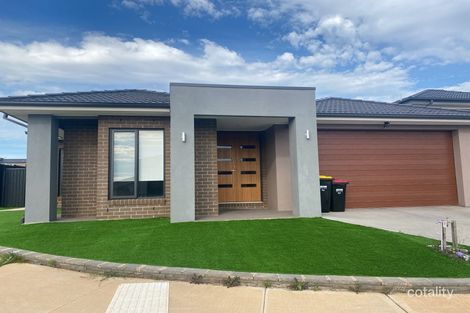 Property photo of 64 Diamond Parade Cobblebank VIC 3338