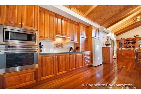 Property photo of 18 Laura Close Rockyview QLD 4701
