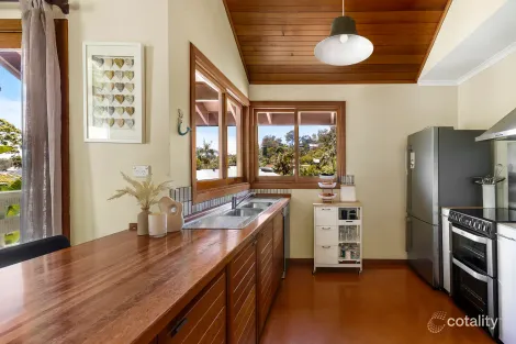 Property photo of 22 Walker Avenue Narrabeen NSW 2101