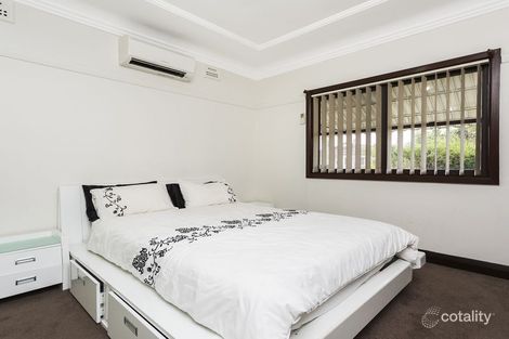 Property photo of 18 Excelsior Street Merrylands NSW 2160