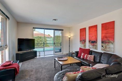 Property photo of 36 Headingley Road Mount Waverley VIC 3149