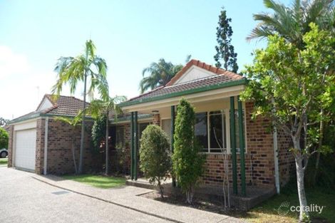 2 Oxley Dr, Paradise Point, QLD 4216