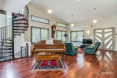 Property photo of 21 Summerlea Road Mount Dandenong VIC 3767